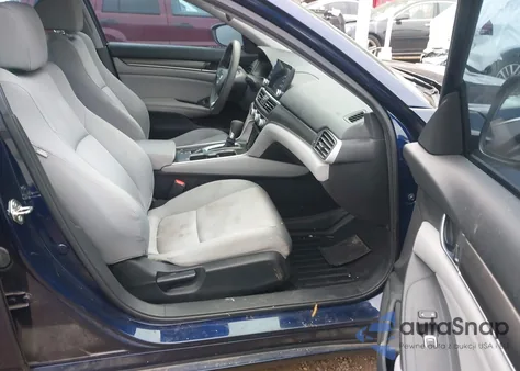 2018 Honda Accord Lx z USA, uszkodzony, nr VIN 1HGCV1F14JA265117